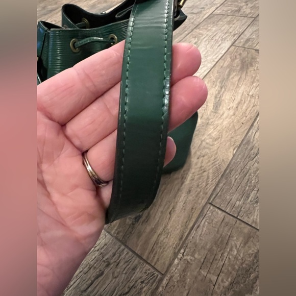 Louis Vuitton Petit Noe Green Epi Bag - Picture 2 of 16